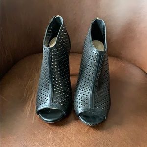 Banana republic heels